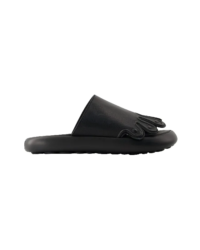 Pelotas Flota Sandals - Camper - Leather - Black