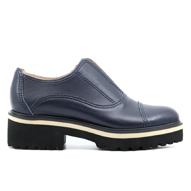 Women Cowman Lugg 23 Loafer In Navy