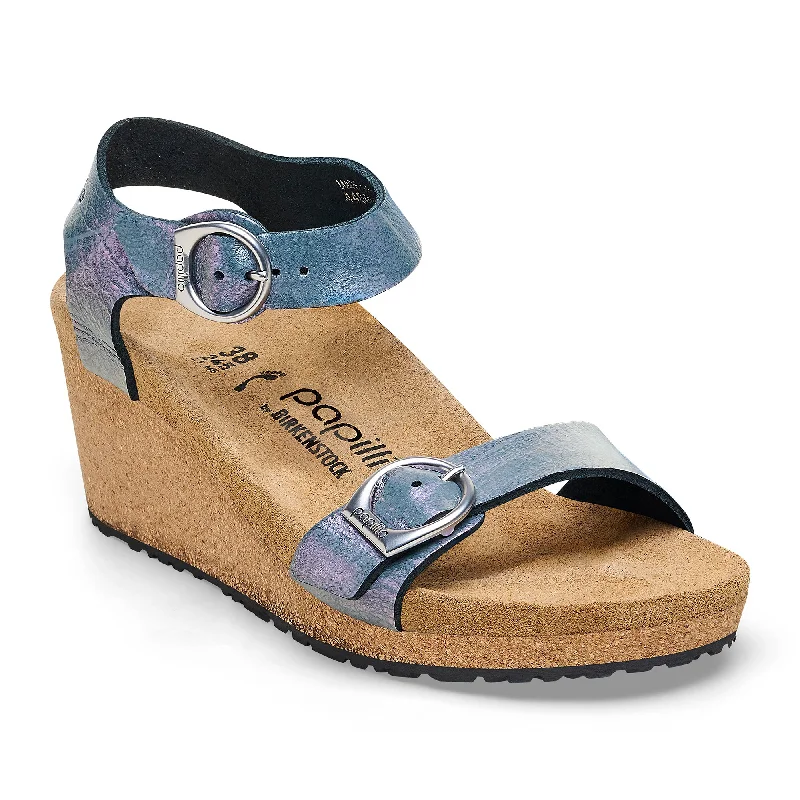 Soley Wedge Sandal in Metallic Black