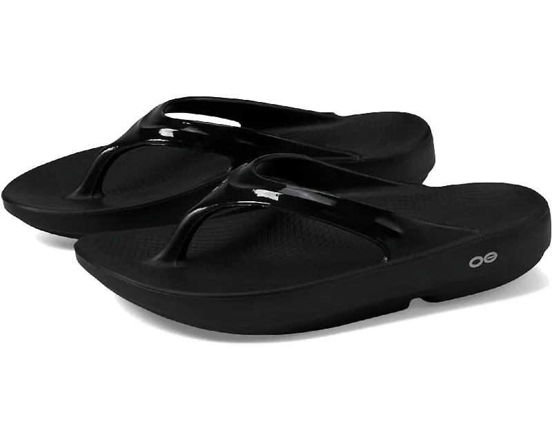 Women's Oolala Sandal In All Black