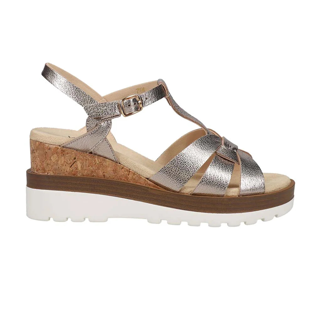 WOMEN'S VANELI CARLY WEDGE SANDAL | SHELL METALLIC